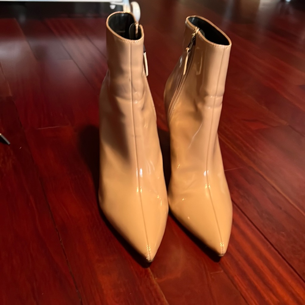 Short Patent Beige Boots